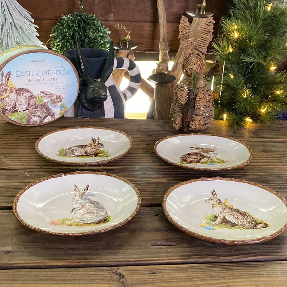 Williams Sonoma Boxed Easter Meadow Salad Plate Set with Vintage Styled Bunnies